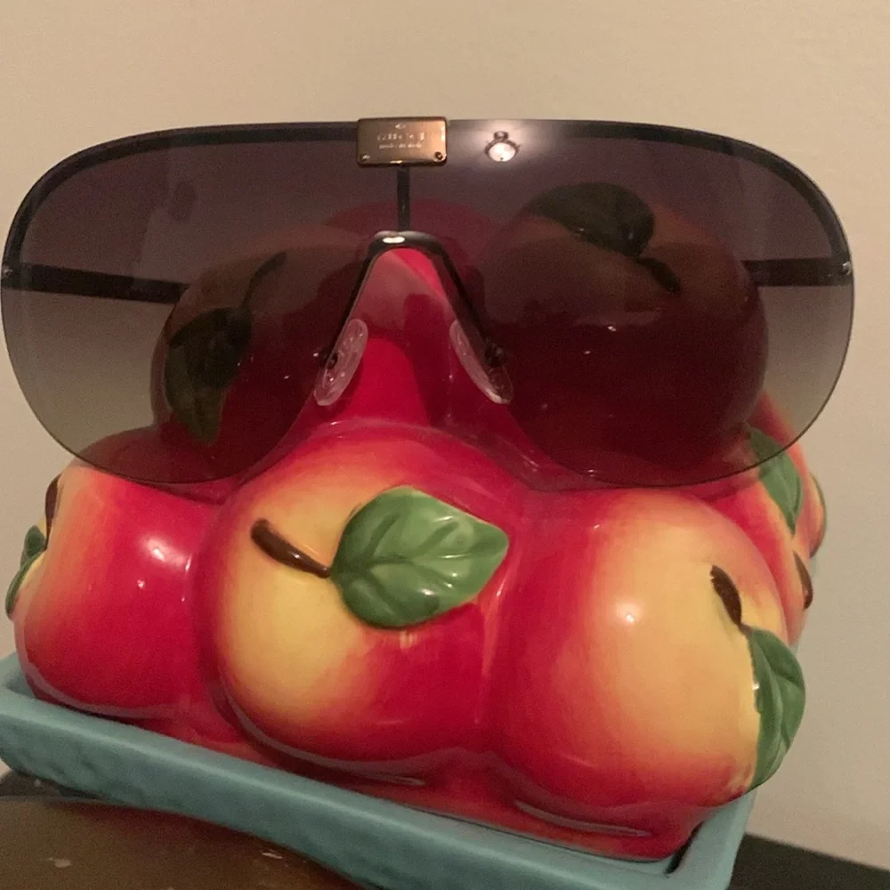 Gucci aviators sunglasses w/case🤎 - Picture 6 of 10
